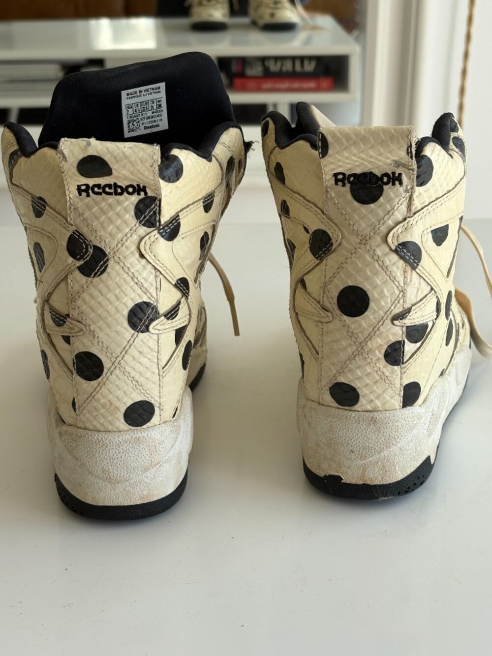 Retro Reebok Pump High Tops - Picture 5 of 10
